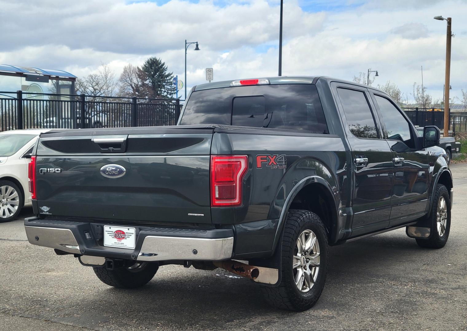 2015 Green /Black Ford F-150 Lariat (1FTEW1EF7FF) with an 5.0L V8 engine, 6 Speed Automatic transmission, located at 450 N Russell, Missoula, MT, 59801, (406) 543-6600, 46.874496, -114.017433 - Photo#5